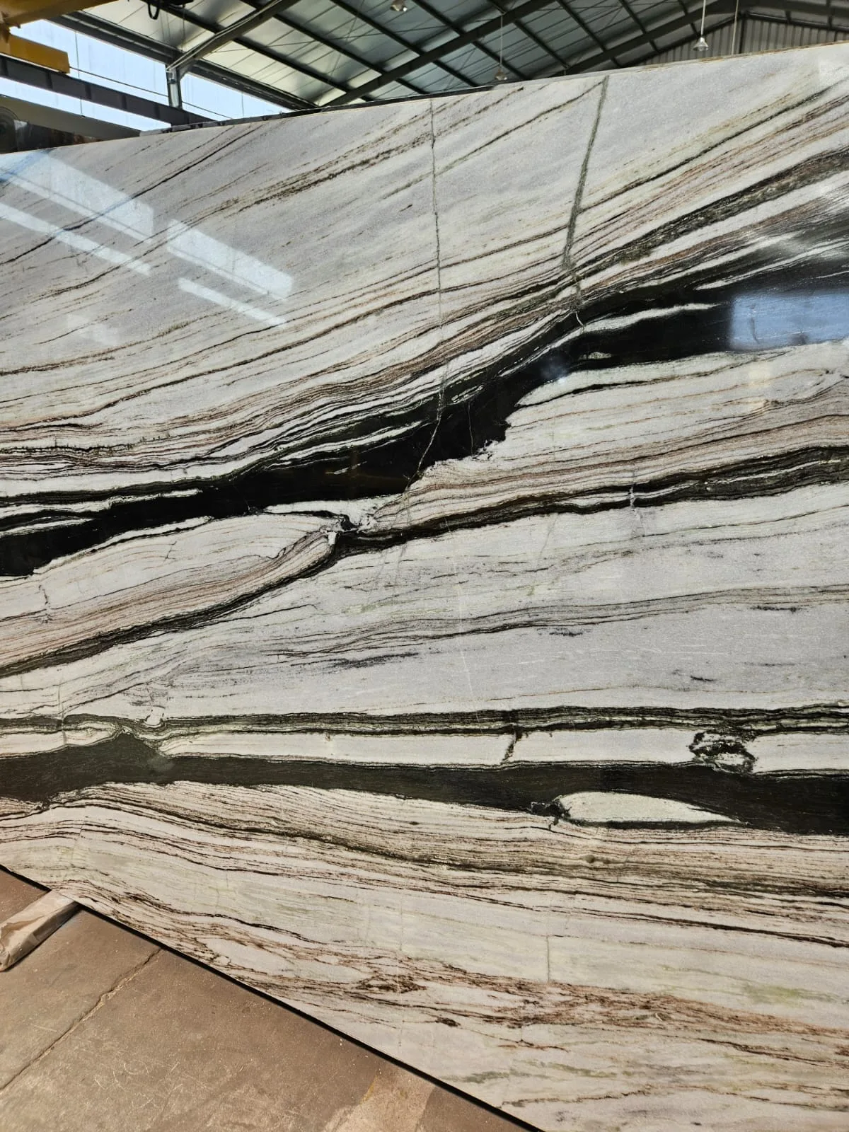 Meridian — material visual